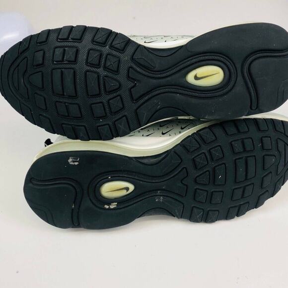 Nike Womens Air Max 97 Running Shoes Green Silver AR7621-002 Low Top Lace Up 10M - Picture 5 of 11